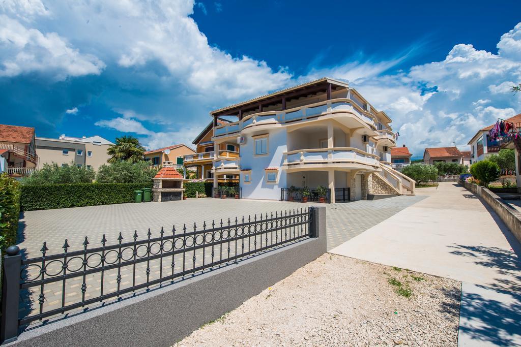Apartments Ka - Ro Bibinje Εξωτερικό φωτογραφία